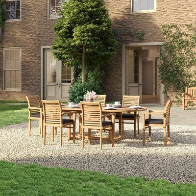 How to Design a Garden for Dogs in Colder Months