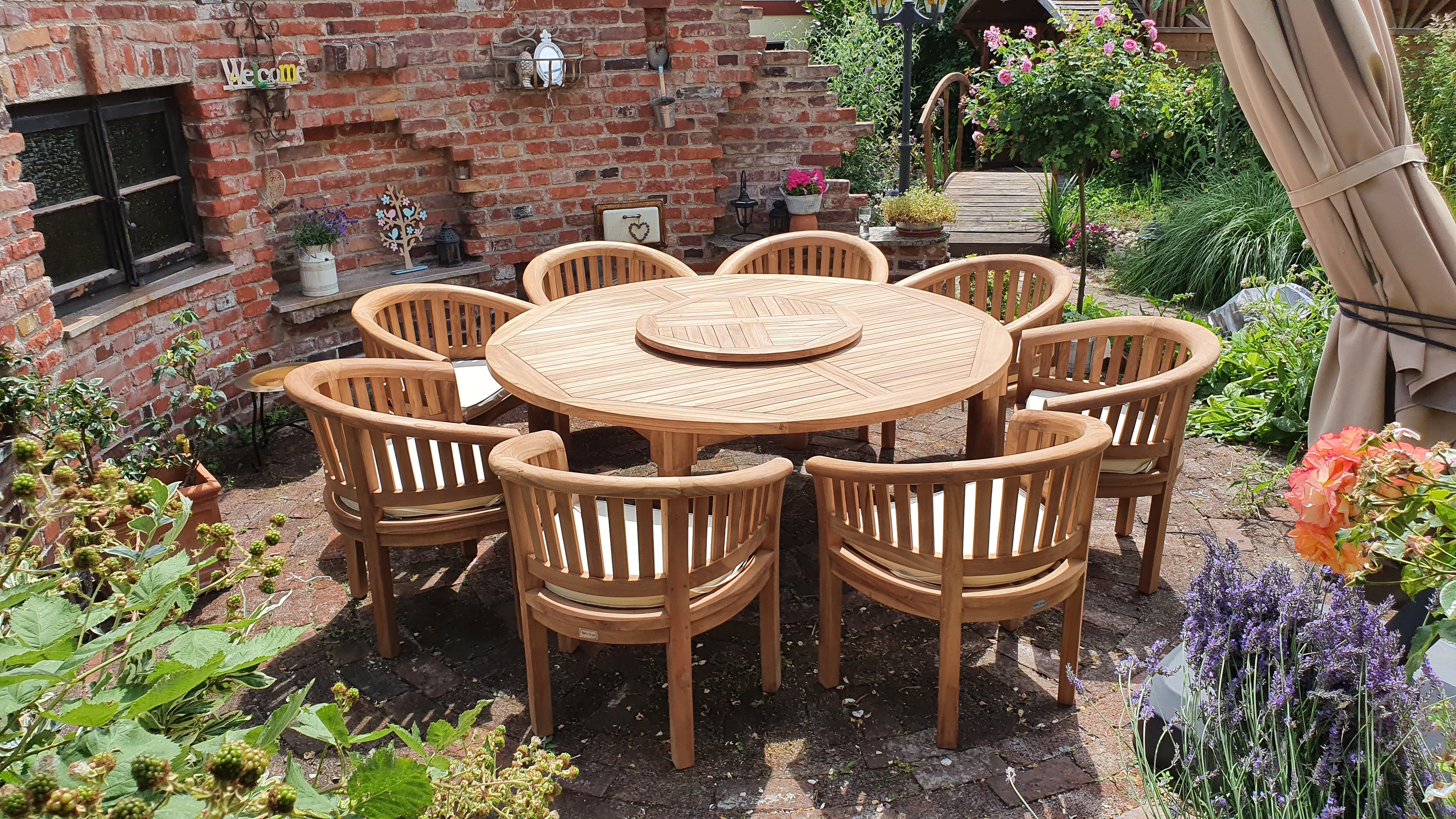 teak outdoor furniture