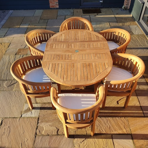 Round To Oval 120-170cm Extending & 6 San Francisco  Chairs Complete set Cushions Free Delivery